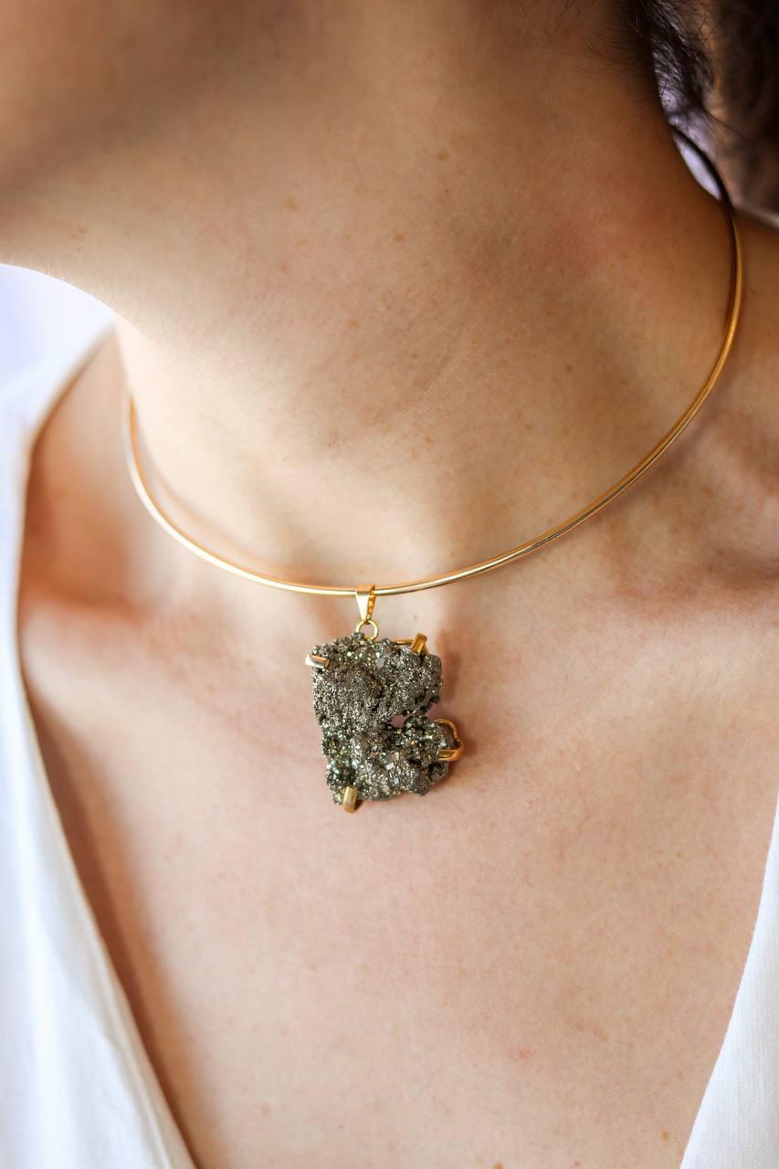Choker Pirita Prosperar Banho Ouro 18K