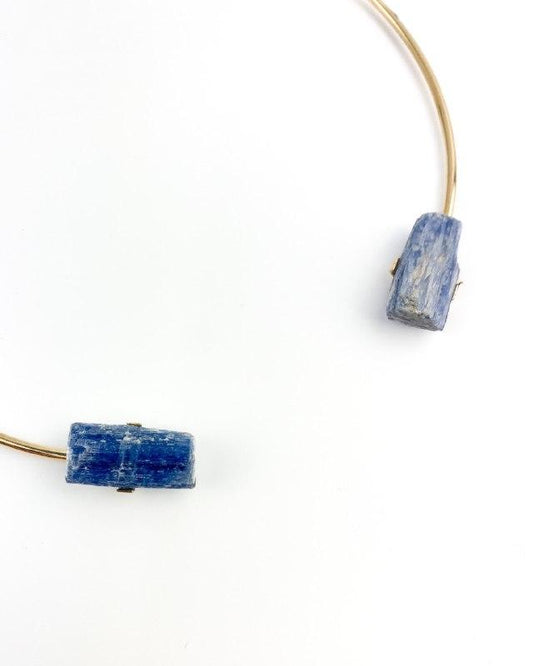 Choker Cianita Azul Bruta Banho Ouro