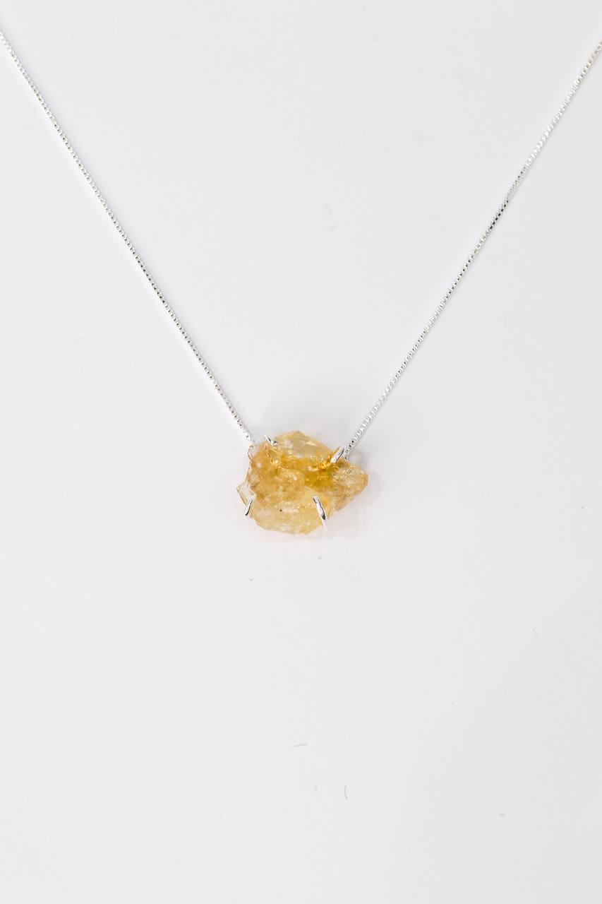 Choker Citrino Bruto com Garra Banho Prata