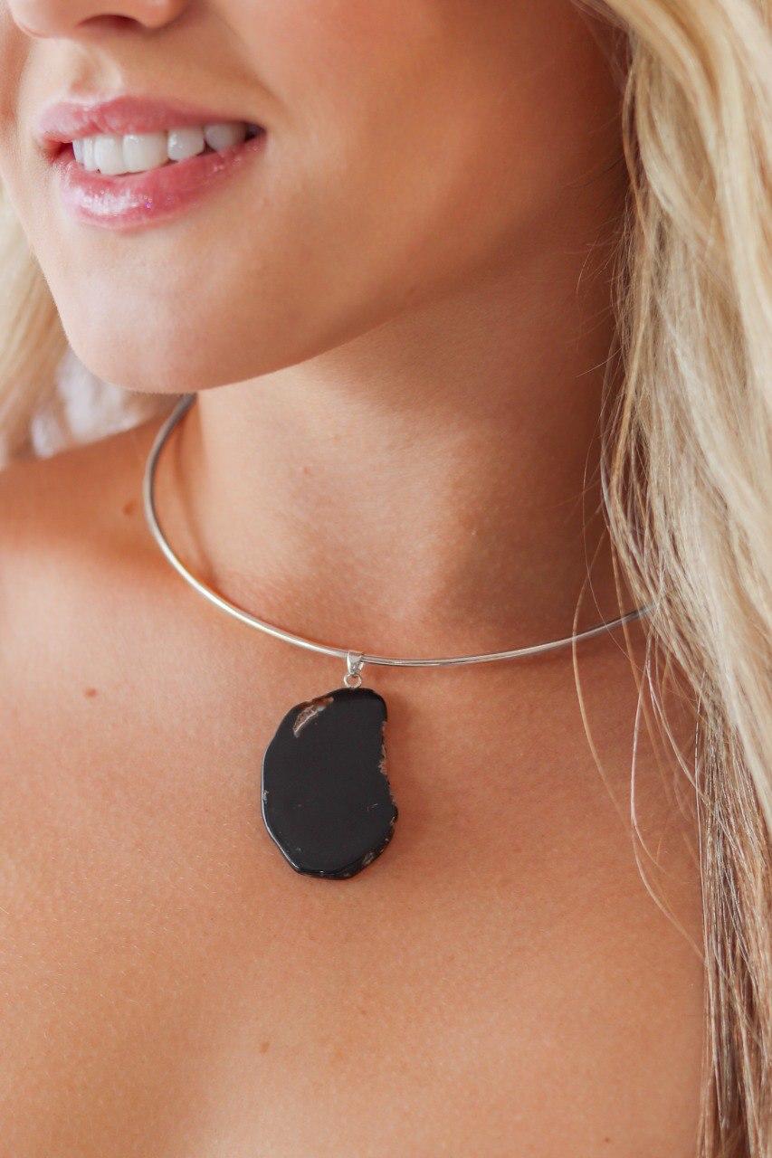 Choker Chapa de Ágata Preta Banho Prata
