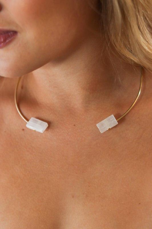 Choker Duo Selenita Branca Bruta Banhada Ouro