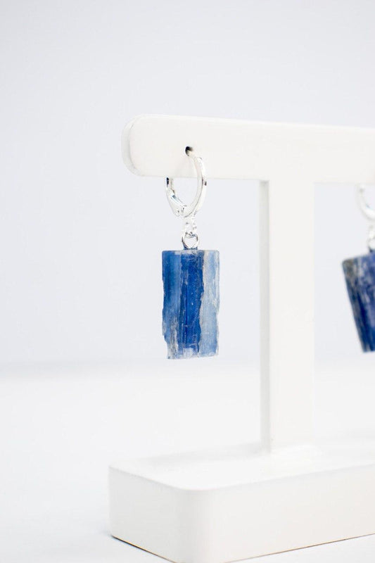 Brinco Piercing Argola Cianita Azul bruta Banho Prata