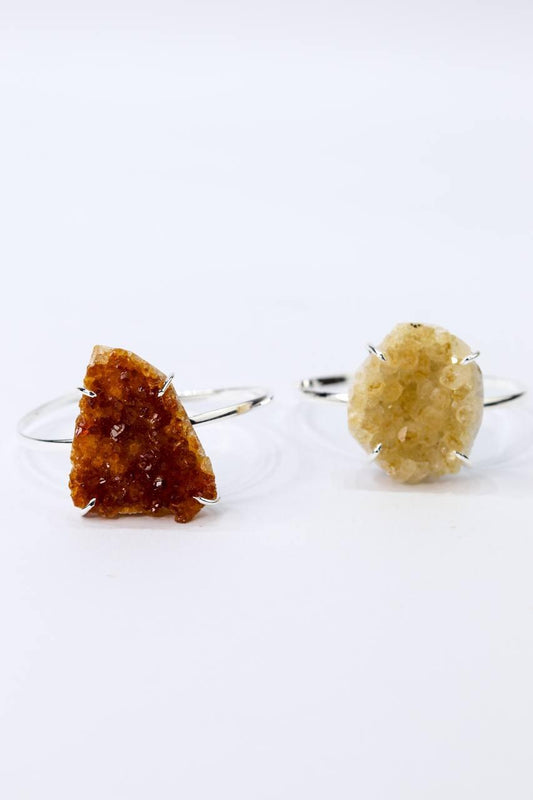 Bracelete Drusa Citrino Bruto com Garra Banho Prata