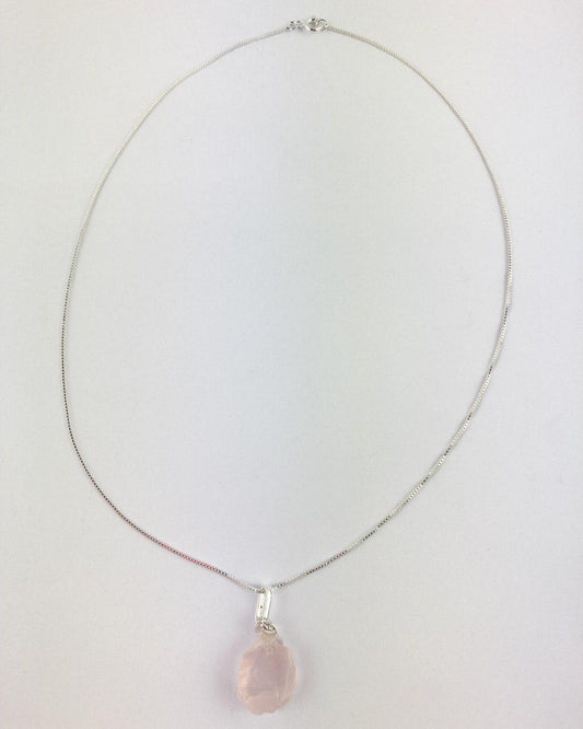 Colar Pedra Natural Quartzo Rosa Conexão Singular banhada Prata