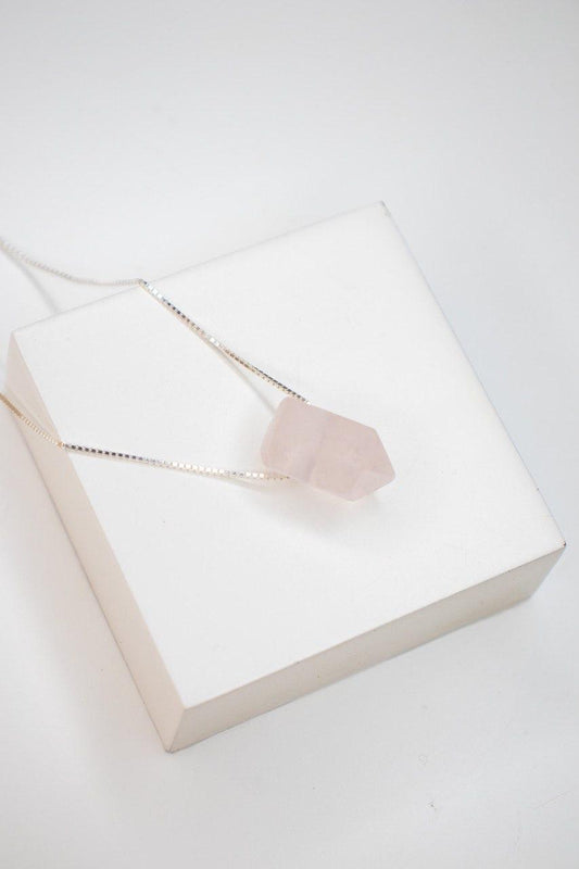 Colar Longo Ponta Quartzo Rosa Prata 925