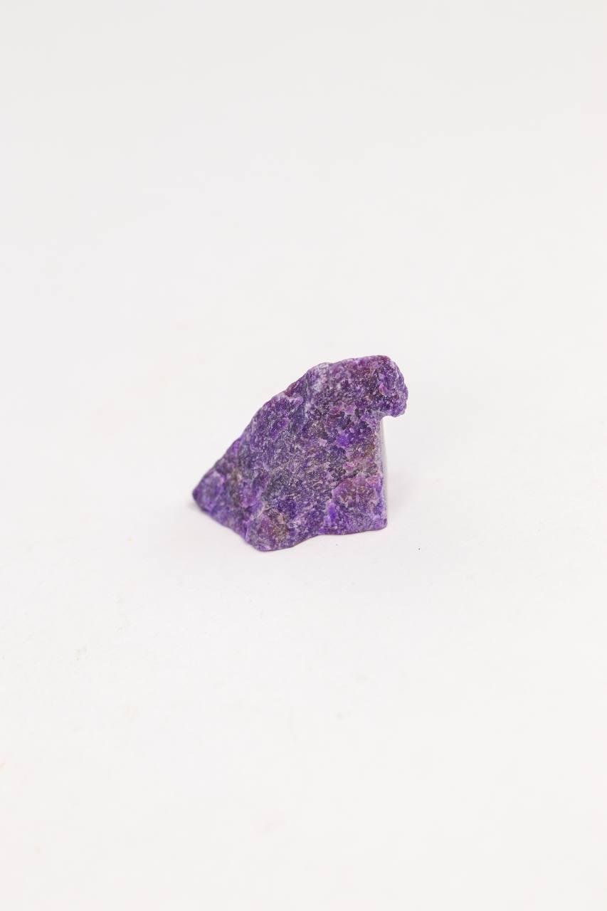 Pedra Sugilita Bruta 6 a 7 gramas