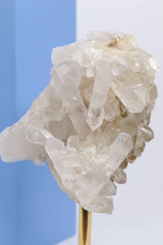 Drusa Cristal na Base de Madeira Branca 1,108 Kg