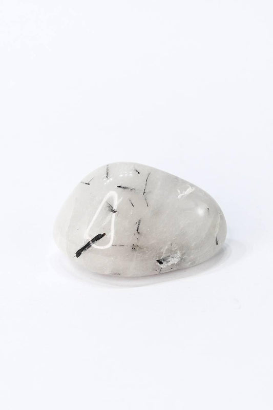 Pedra Cristal de Quartzo Grafitado rolado 30 a 39 gramas