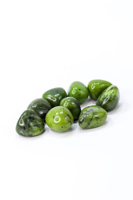 Pedra Jade Verde Rolado 12 A 14 gramas