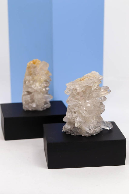 Drusa de Cristal na Base de Madeira Preta 150 a 200 gramas