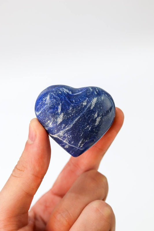 Coração de dumortierita com quartzo azul 50 a 68 gramas