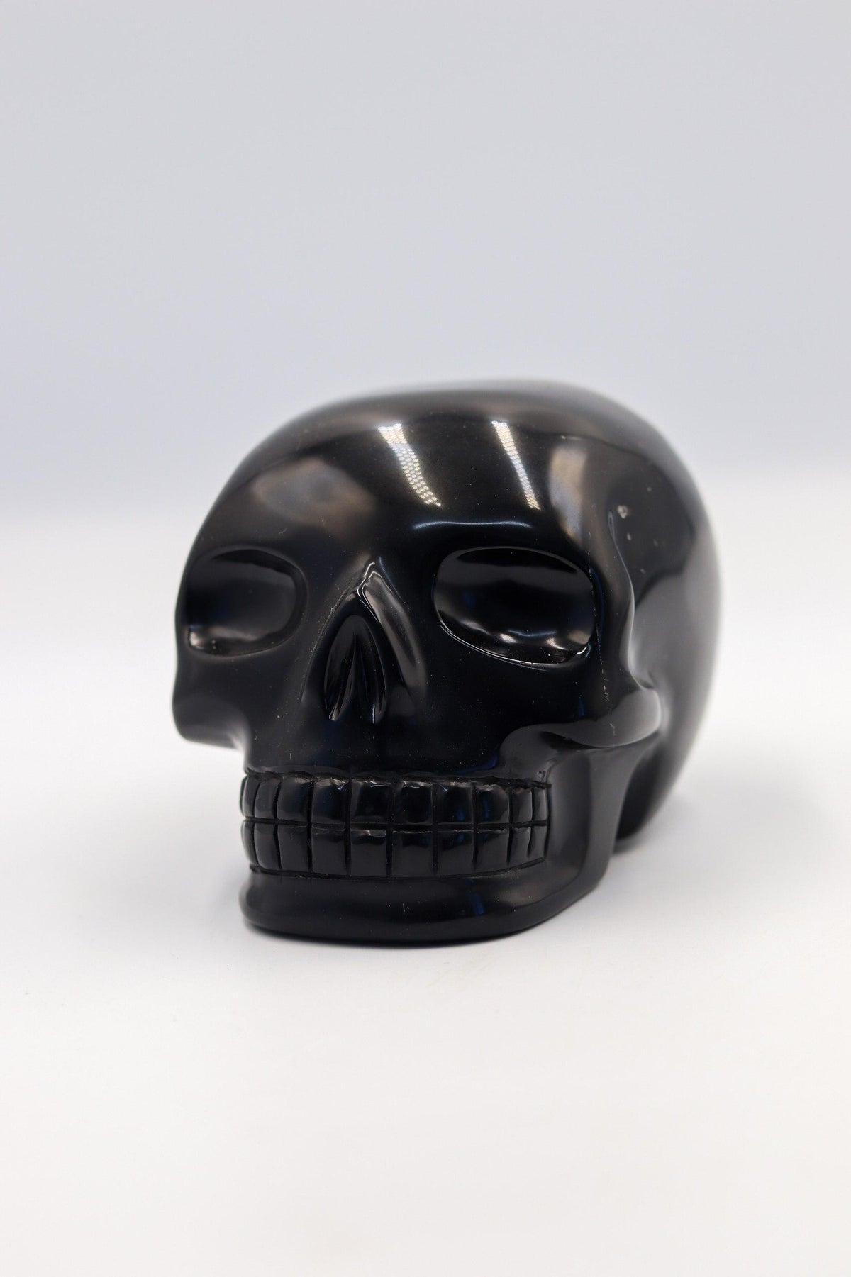 Crânio Obsidiana Preta 1,227 Kg aprox.
