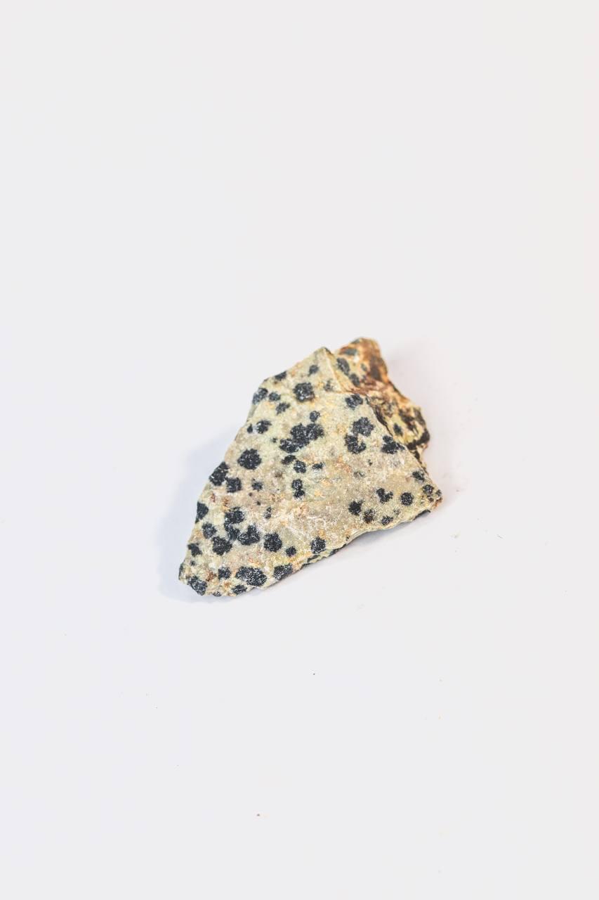 Pedra Dalmata Bruta 18 a 29 gramas