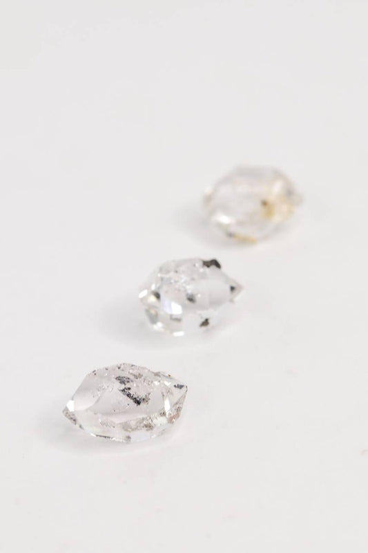 Pedra Diamante Herkimer bruto 1,8 a 2,5 gramas aprox.