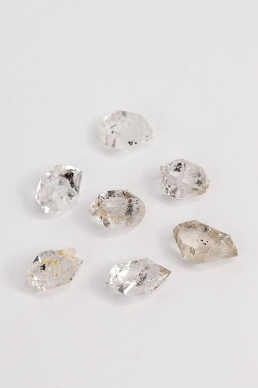 Pedra Diamante Herkimer bruto 1,8 a 2,5 gramas aprox.
