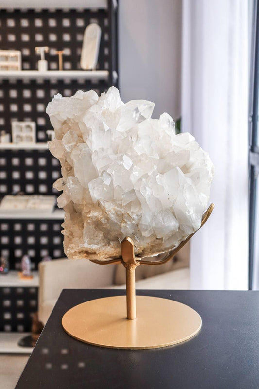 Drusa Cristal de Quartzo na Base Metal Dourada 7,060 KG