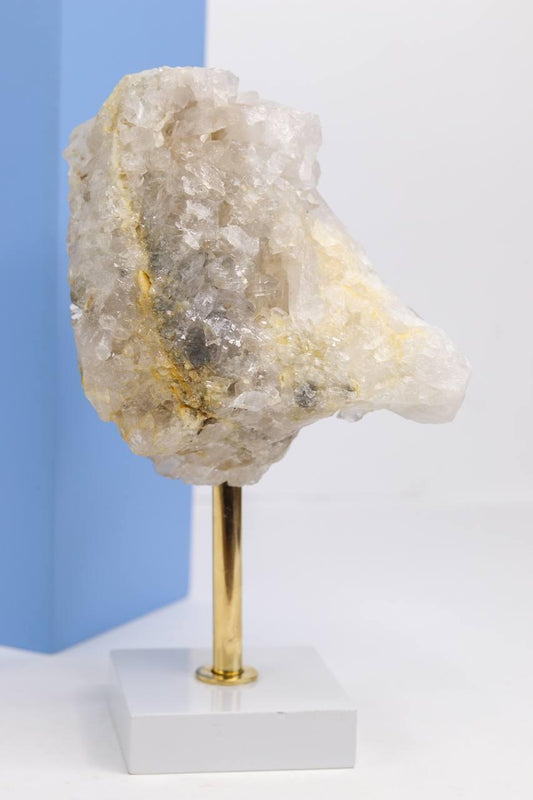 Drusa Cristal na Base de Madeira Branca 1,108 Kg