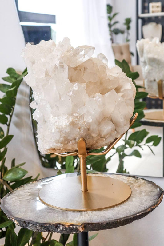 Drusa Cristal de Quartzo na Base Metal Dourada 7,060 KG