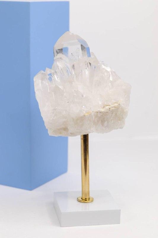 Drusa de Cristal na Base de Madeira Branca 1,119Kg