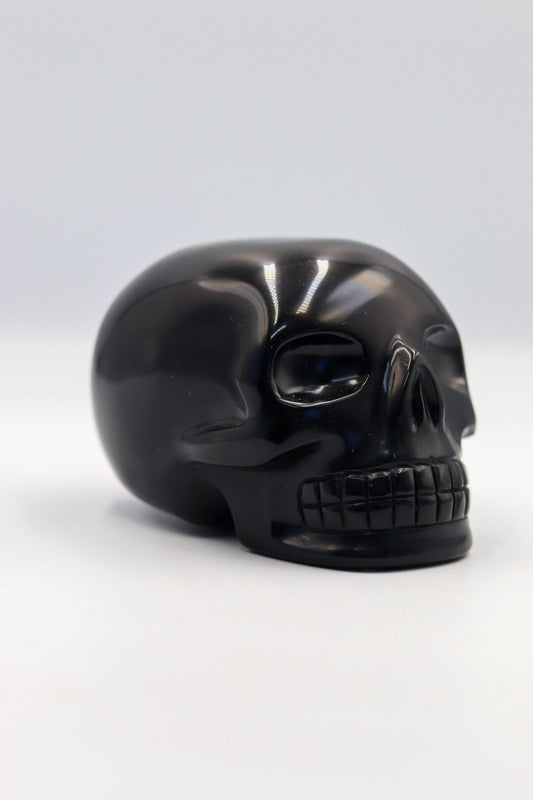 Crânio Obsidiana Preta 1,227 Kg aprox.