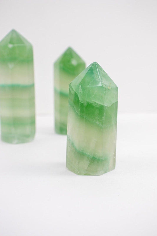 Ponta polida Fluorita Verde 102 a 122 gramas