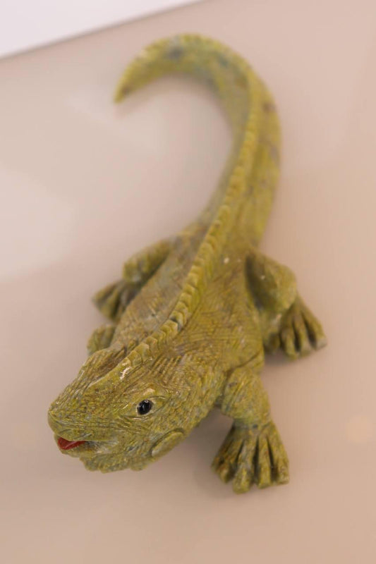 Iguana Serpentinita 405 gramas