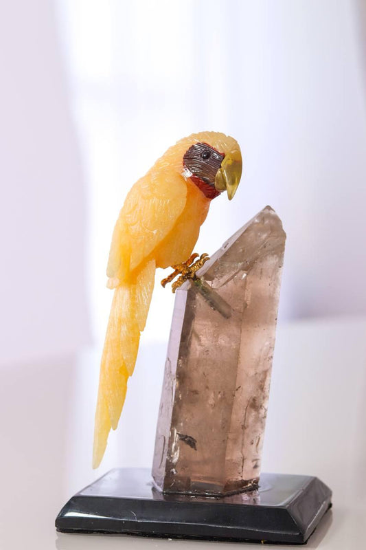 Arara de Calcita Amarela com Base Ponta de Cristal