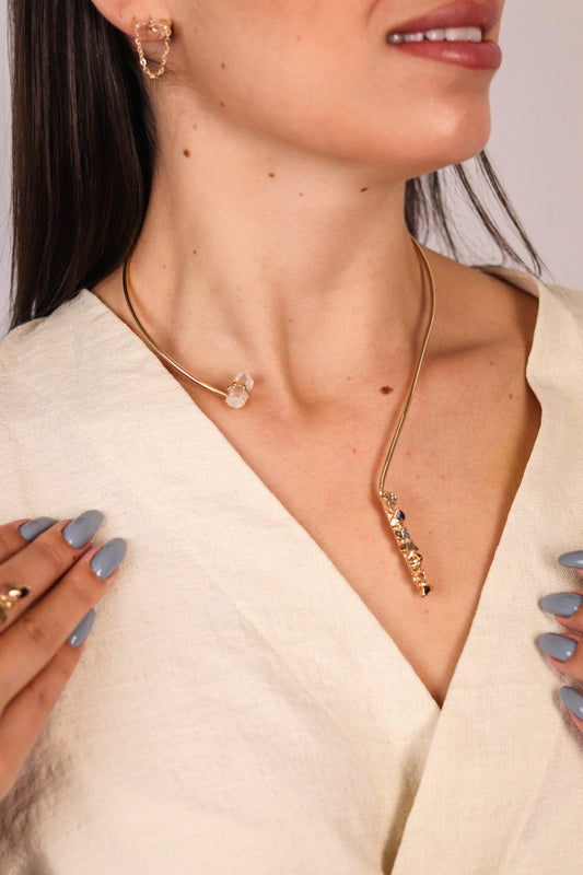 Choker Chakras Longo com Ponta Biterminada Banho Ouro