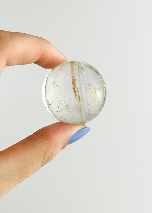 Bola Cristal de Quartzo 3,5 cm diâmetro.