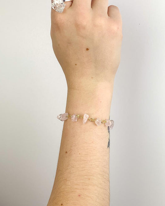 Pulseira Cascalho Quartzo Rosa Elos Banho Ouro