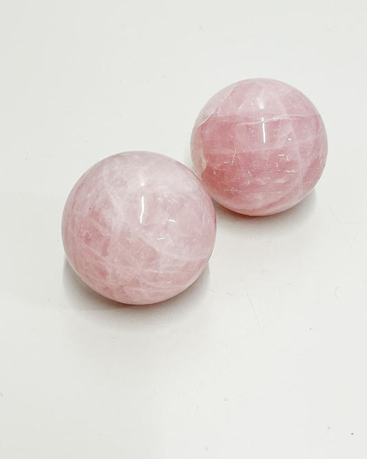 Bola Quartzo Rosa 4,8 a 5,1 cm aprox.