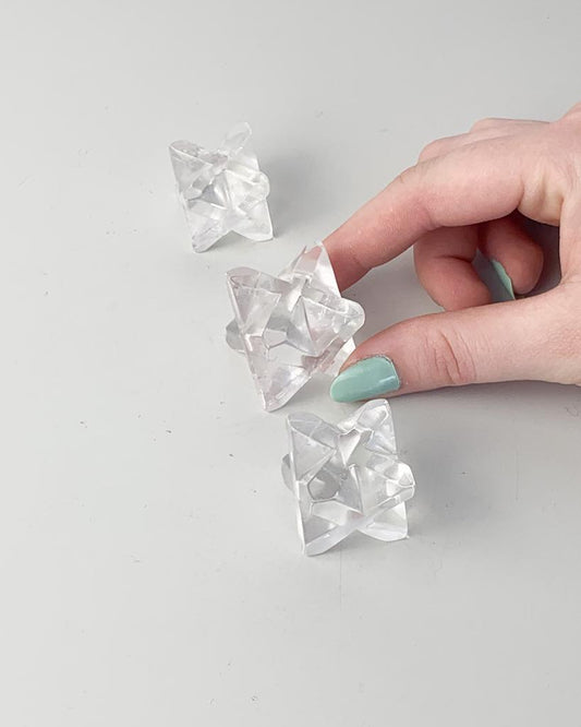 Merkaba Cristal Quartzo Polida 24 a 54 gramas aprox.