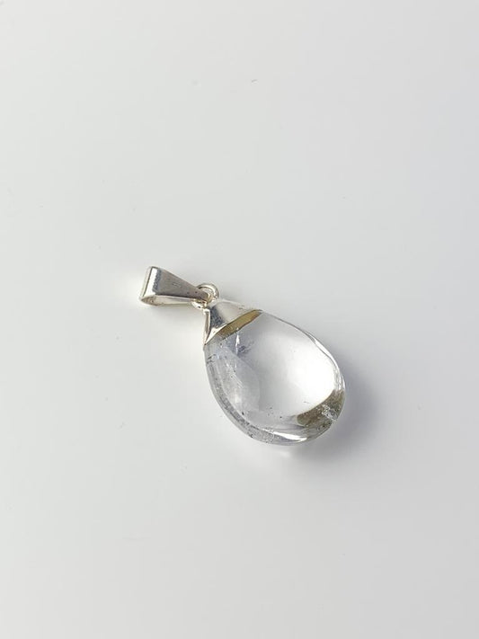 Pingente Cristal de Quartzo Gota Banho Prata