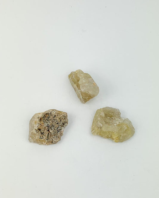 Pedra Quartzo Rutilado Bruto 20 a 28 gramas