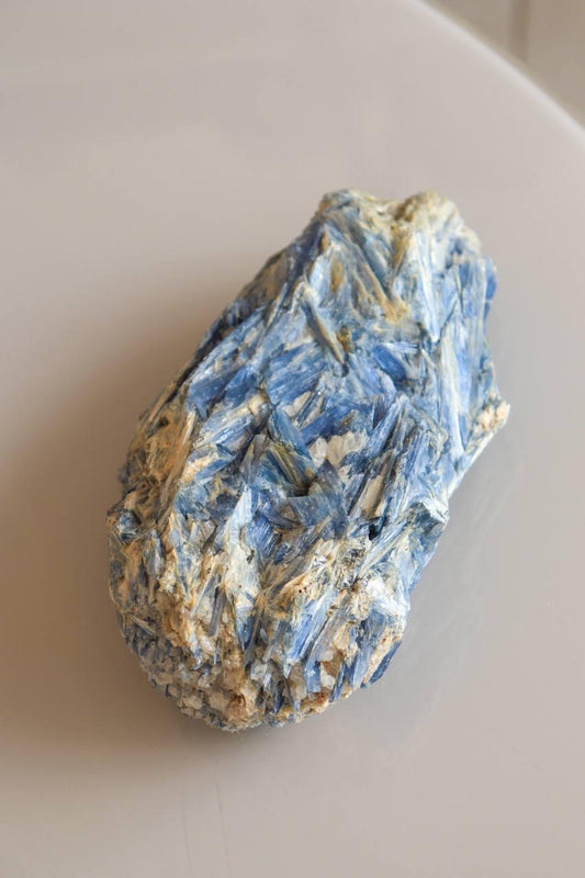 Pedra Cianita Azul Bruta 1,751 Kg aprox.