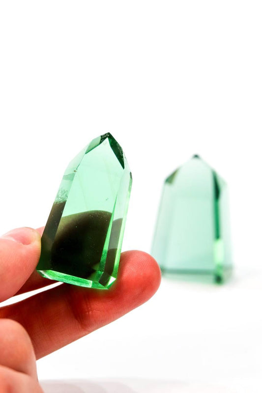 Ponta Obsidiana Verde  23 a 39 gramas aprox.