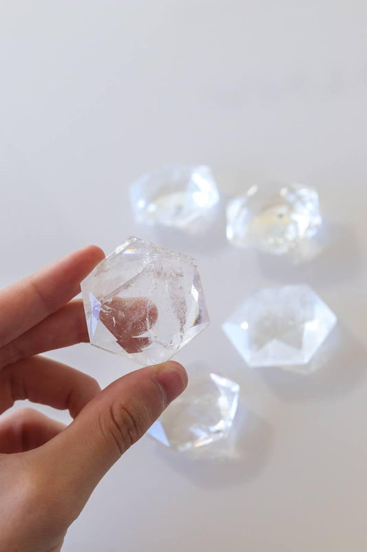 Estrela de Davi Cristal de Quartzo 34 a 45 Gramas