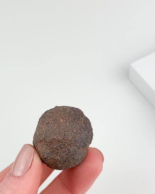 Pedra Mochi Pedra do Xamã bruto 25 a 30 gramas