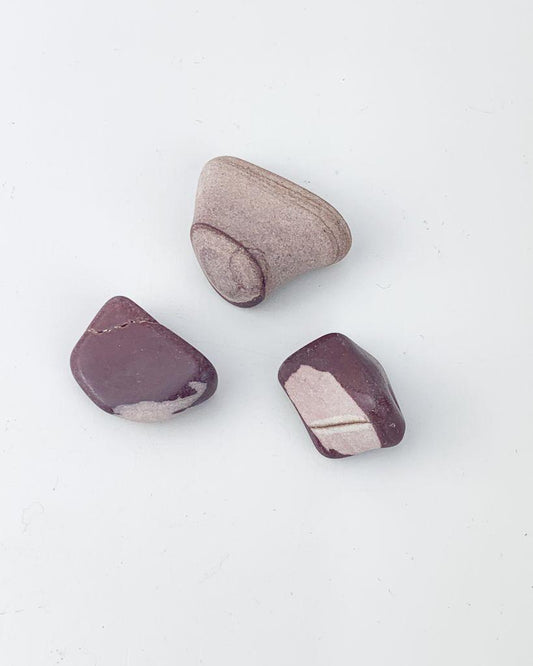 Shiva Lingam Rolada 10 a 24 gramas aprox.