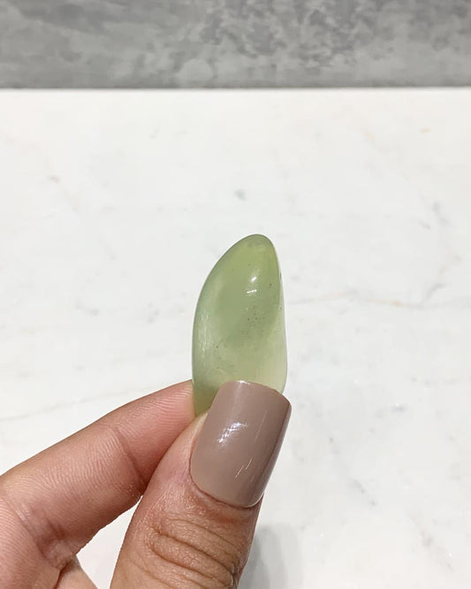 Pedra Phrenita de Mali rolada 8 a 11 gramas