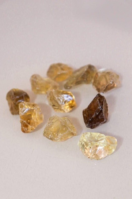 Pedra Citrino Natural bruto 8 a 19 gramas