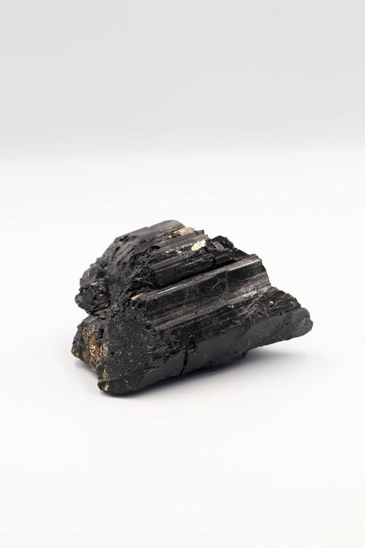 Pedra Turmalina Preta Bruta 661 gramas