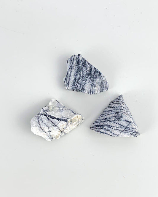 Pedra Picasso Stone bruto 21 a 26 gramas