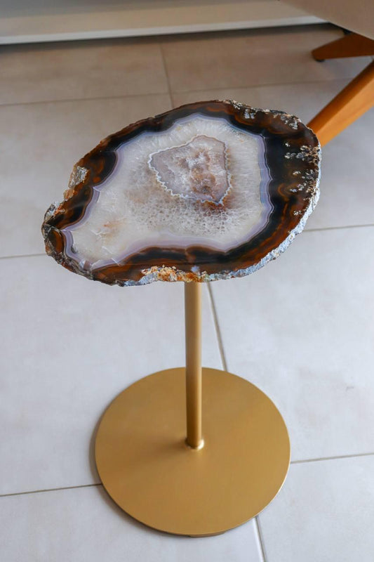 Mesa Decorativa Dourada Chapa de Ágata Natural 62cm