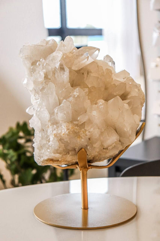 Drusa Cristal de Quartzo na Base Metal Dourada 7,060 KG