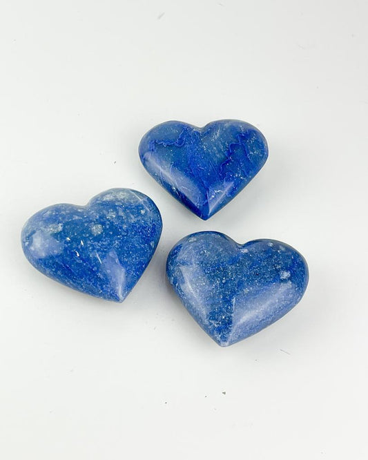 Coração Dumortierita com Quartzo azul 97 a 104 gramas  aprox.