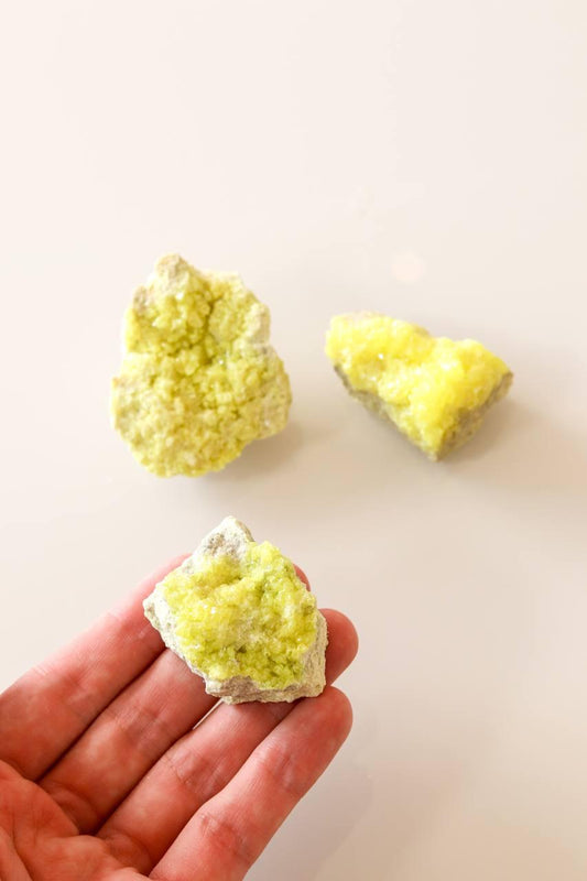 Pedra Enxofre Natural 63 a 82 Gramas