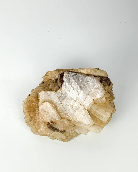 Pedra Albita Formação Natural 670 gramas