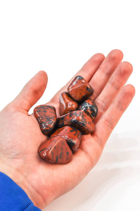 Pedra Obsidiana cor do mogno rolada 15 a 20 gramas
