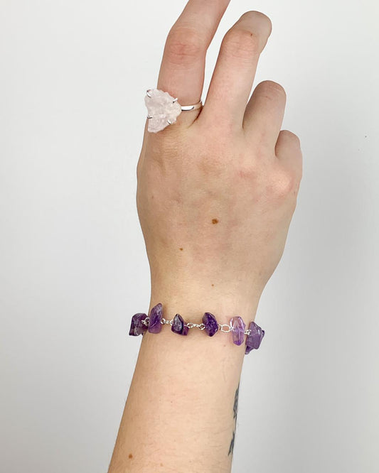 Pulseira Cascalho Ametista Elos Banho Prata